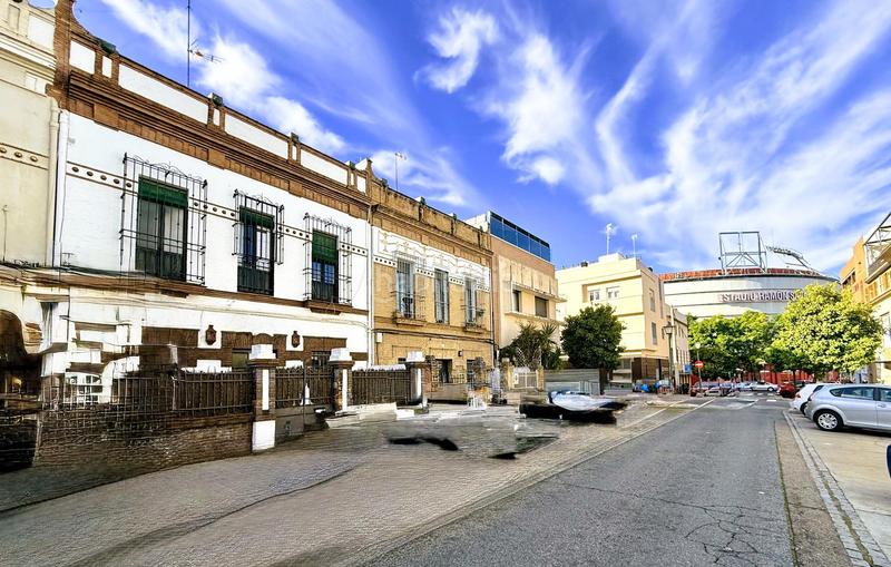 Foto bcf0e11d-c318-4a3c-a3d9-7a47065a7854. House in La Buhaira Sevilla