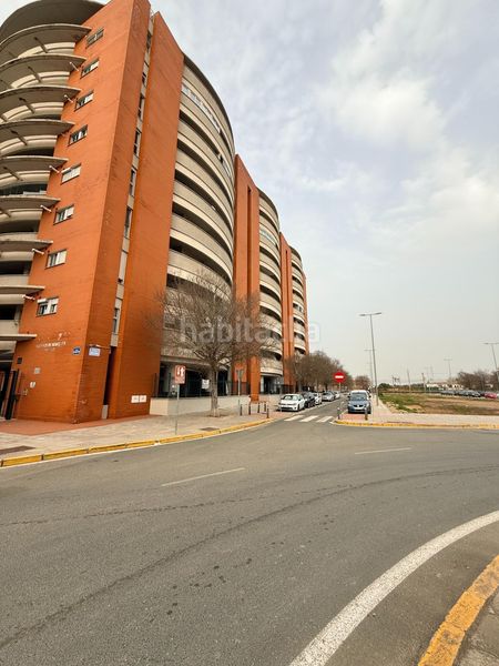 Foto a6435a5d-265b-40fc-88f8-99850199d8eb. Piso en Bellavista Sevilla