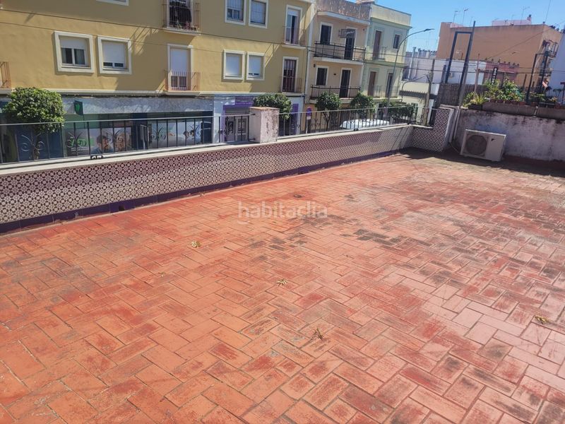 Foto a27fae92-27b9-4562-8eeb-9665be9de7f7. Casa amb aparcament a Centro - Barriada Mallorca Camas