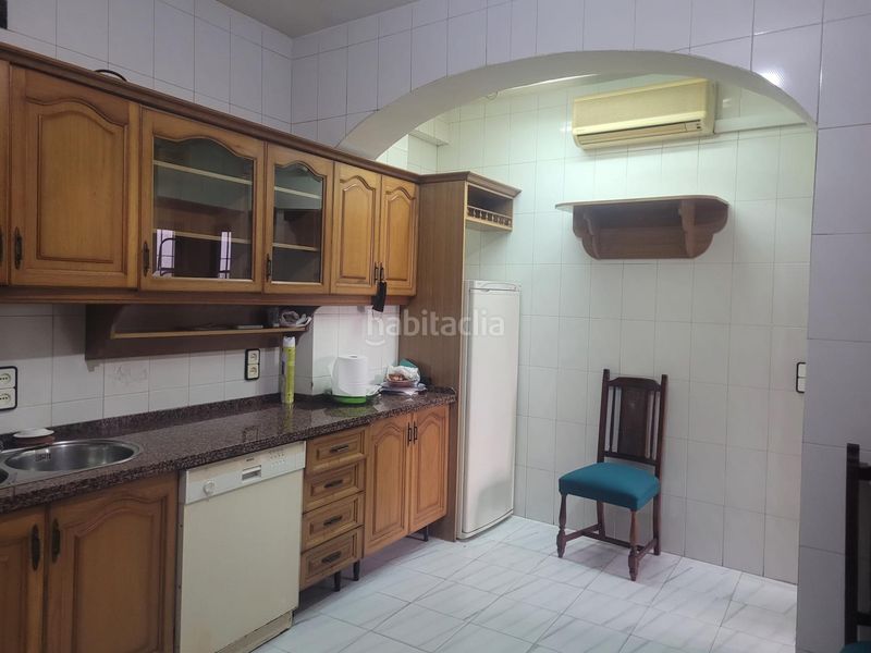 Foto a5adbcac-0a8d-4e7c-9437-a218bd8ec2f7. Casa amb aparcament a Centro - Barriada Mallorca Camas