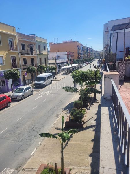 Foto c42b88d9-f45b-47d8-bb1b-542654d7cf6e. Casa amb aparcament a Centro - Barriada Mallorca Camas