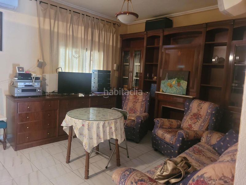 Foto e5dfd7a2-4662-4bc0-ae62-997a1902584a. Casa amb aparcament a Centro - Barriada Mallorca Camas