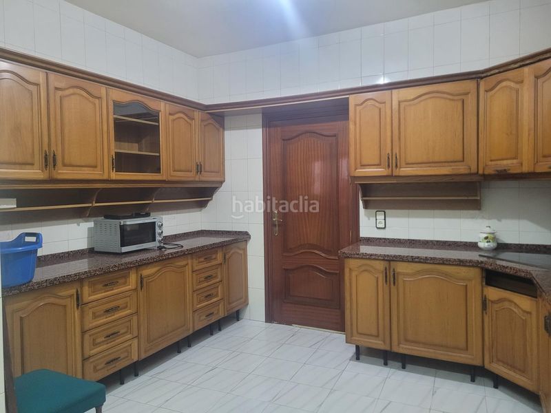 Foto e8e40b04-2b1e-42da-9737-62c988ccfa80. Casa amb aparcament a Centro - Barriada Mallorca Camas