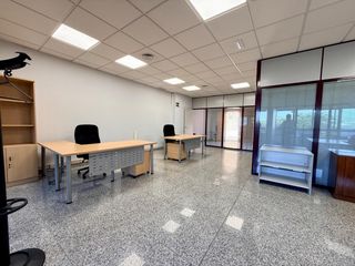 Rent Office space  Polígono paletina. Oficina en sevilla en edificio exclusivo. edificio tempa en poli