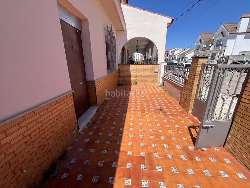 Foto 0789ed9a-e033-408e-84fc-df8950bad05e. Casa adossada a Umbrete