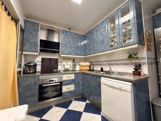 Etagenwohnung in San Jerónimo - La Bachillera