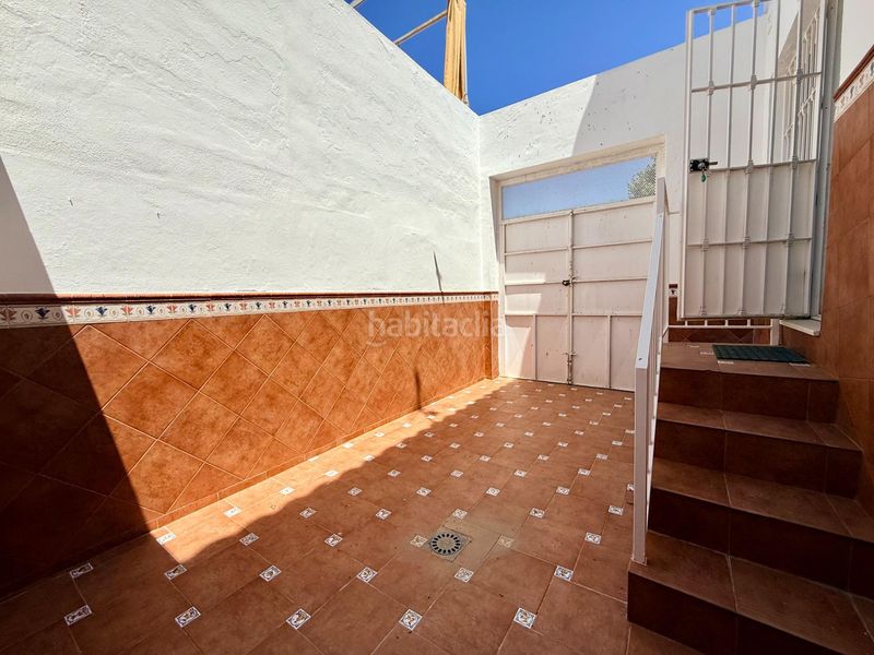 Foto af8f4ea0-0893-4f90-9884-9849b38eb947. Casa a schiera con parcheggio in Morón de la Frontera