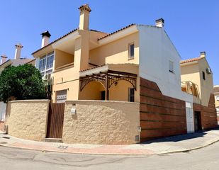 Semi detached house in URUGUAY