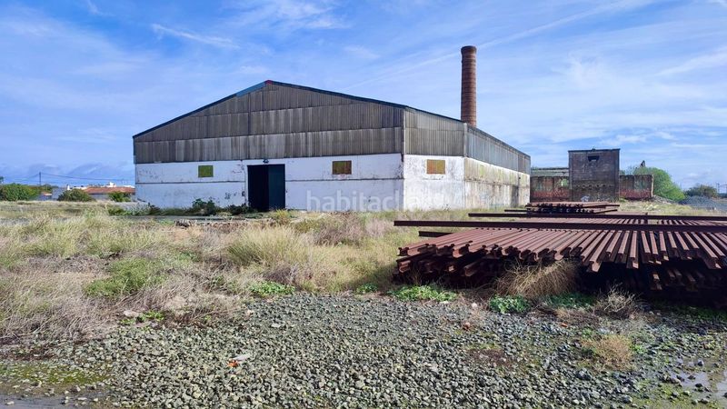 Foto dbbe361c-bf52-4b40-b490-d4dd58628b93. Nave industrial en Tocina