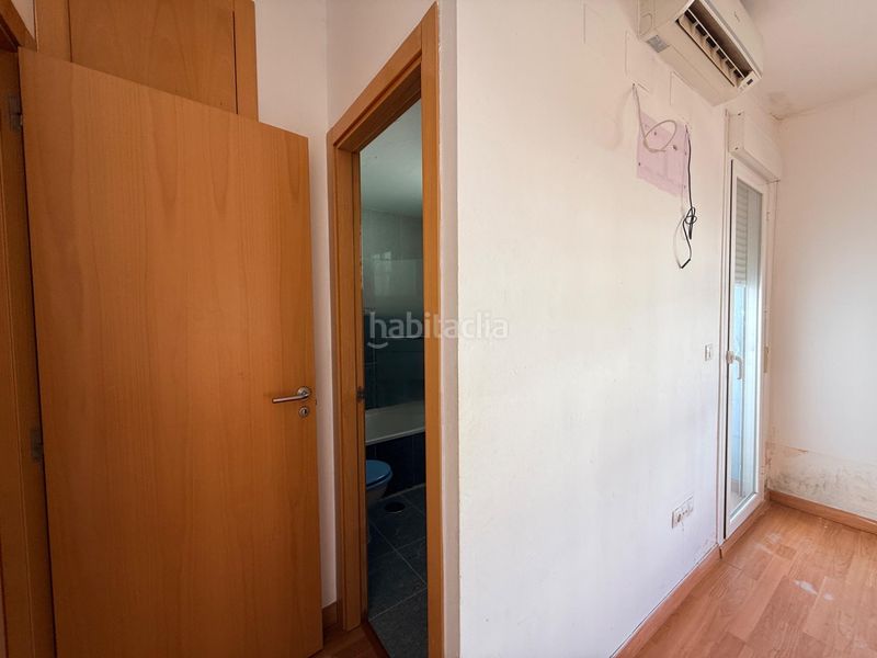 Foto 23b28438-5758-4af6-a40b-e66f79ab6a4a. Casa amb aparcament a Gerena