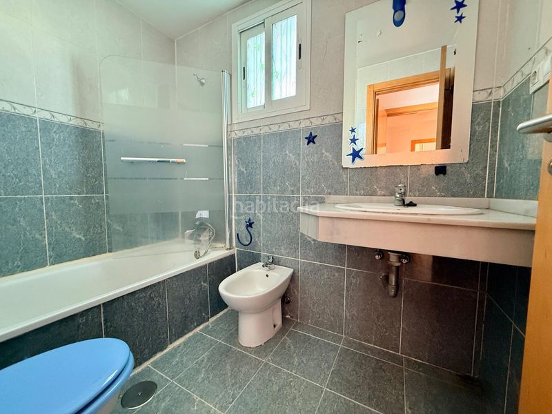 Foto 4daa8c4b-b187-45af-b7fa-760403e2d3a1. Casa amb aparcament a Gerena