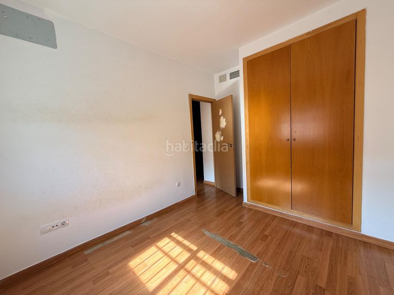 Foto 860bfcf3-8823-4d6a-81c3-19dd31a0d1e6. Casa amb aparcament a Gerena