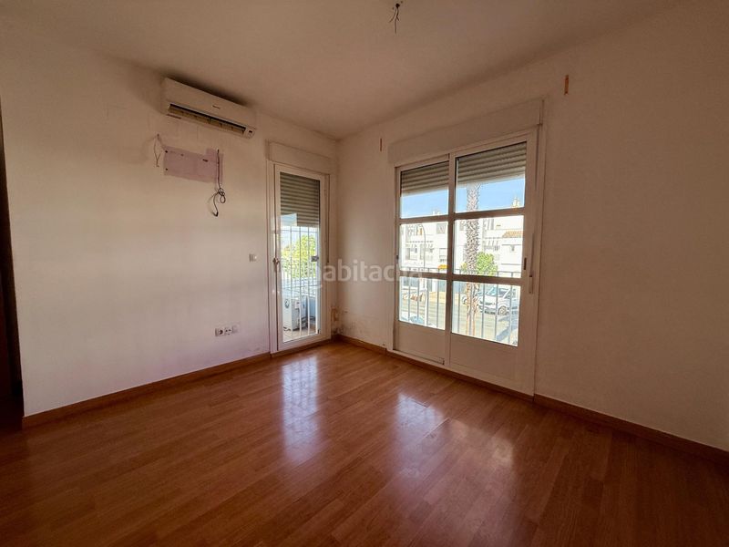 Foto 882f2f09-0513-4573-b967-898dd4fa39de. Casa amb aparcament a Gerena