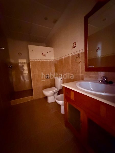 Foto bcb7df63-c1bd-4bd0-841a-4f49b3f60e95. Casa amb aparcament a Gerena
