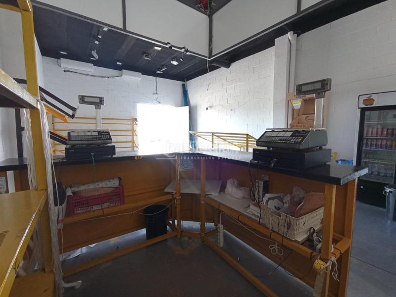 Foto 3197b744-1eaa-404b-ad0e-b338dde13596. Location local commercial dans Parque Alcosa Sevilla