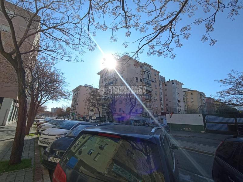 Foto 3b2818b1-be30-489c-801b-ffb3c658a2f4. Rent business premise in Parque Alcosa Sevilla