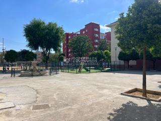 Appartement à Parque Alcosa. Piso en venta en sevilla