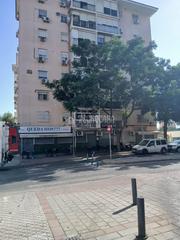 Parking voiture à Parque Alcosa. Boxplaza de garaje en venta en sevilla