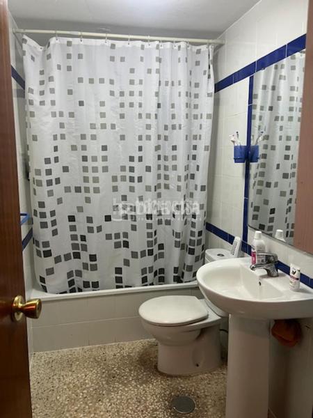 Foto 7b7d9bdc-afed-48ed-a8a0-5b2a3d2c1fe7. Appartamento con riscaldamento in Parque Alcosa Sevilla