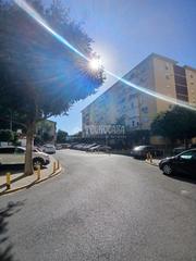 Pis en Parque Alcosa. Piso en venta en sevilla