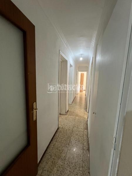 Foto b10e7f4f-75ef-4d8d-b828-29e4e858a619. Appartement dans Parque Alcosa Sevilla