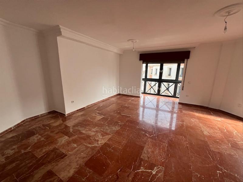 Foto 16ed2589-7e28-4d01-9f80-a66399e017a6. Rent flat with heating parking in Centro Huelva
