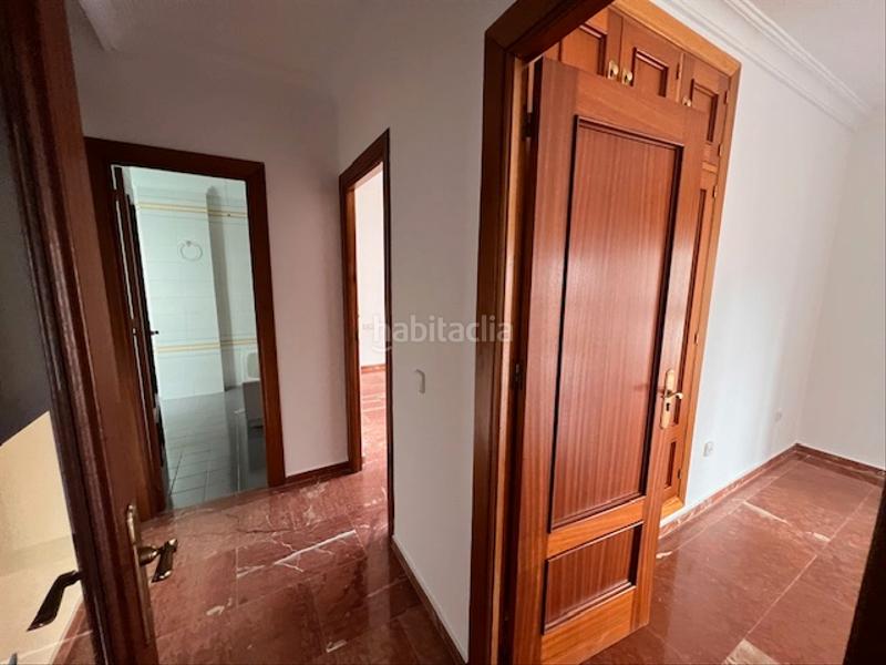 Foto 36463c8a-ad3b-4146-8675-65032a1553ed. Rent flat with heating parking in Centro Huelva