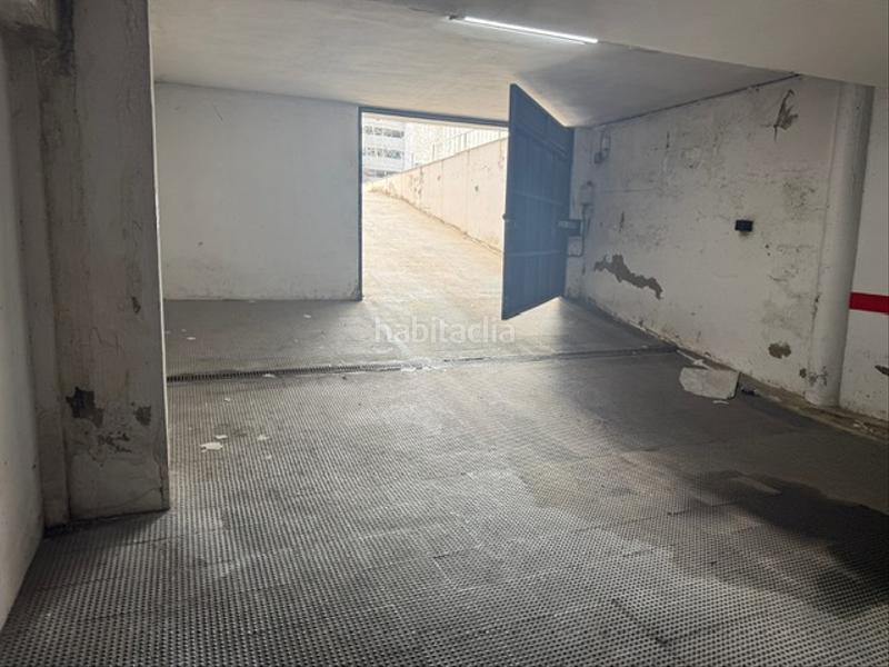 Foto a455f951-92d2-4134-a530-4dac3df0172e. Alquiler parking coche garaje en alquiler en pablo rada en Huelva