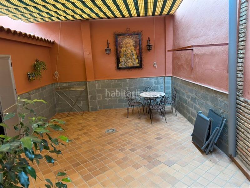 Foto 0ee06fb5-dc80-48a7-a2e0-1fac07442b2a. Casa adossada amb xemeneia calefacció aparcament a Palma del Condado (La)