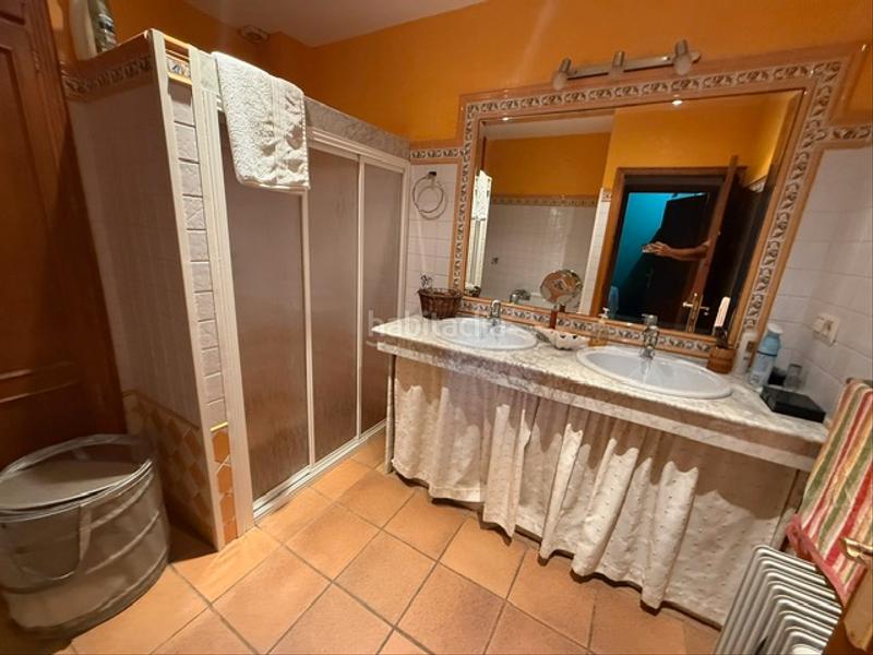 Foto 4c7a5e11-5bdd-4cf3-9e7b-4e6d2354cdb7. Casa adossada amb xemeneia calefacció aparcament a Palma del Condado (La)