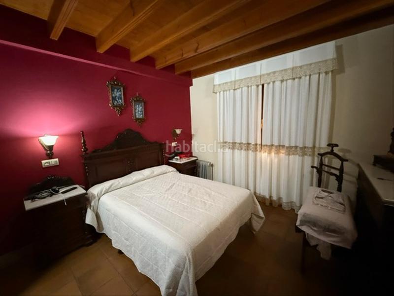 Foto b54ba447-9ff9-4b10-a3ac-6ae2329fc279. Casa adossada amb xemeneia calefacció aparcament a Palma del Condado (La)