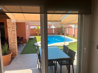 Chalet  Sector i. Casa a la venta en matalascañas, huelva.