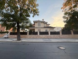 Xalet  Calle el almendral. Chalet a la venta en el pueblo andaluz, punta umbria