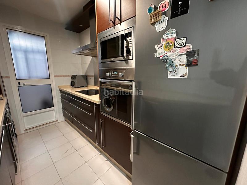 Foto f154fee2-022e-43c6-b6fb-485d69a8f341. Pis amb calefacció aparcament a La Florida - Vistalegre Huelva