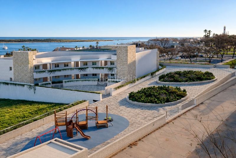 Foto c8421ed7-2f90-4693-9793-f55bc075613d. Pis amb aparcament piscina a El Rompido