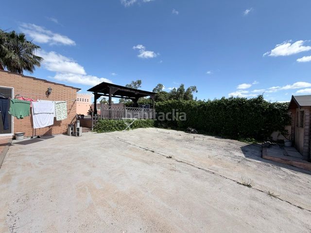 Foto ac737572-b815-49fe-ba12-ca3e229664d6. Xalet amb xemeneia calefacció aparcament piscina a Palos de la Frontera
