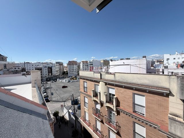 Foto 56a1c919-15f5-4cd8-89d2-4fc7ce039495. Rent flat with heating parking in Centro Huelva