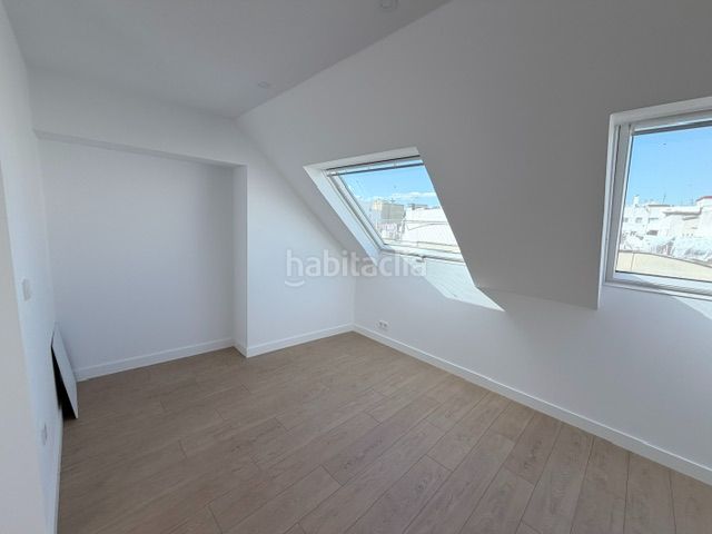 Foto ae4f8307-6354-41e3-bfe3-19a379f13f34. Rent flat with heating parking in Centro Huelva