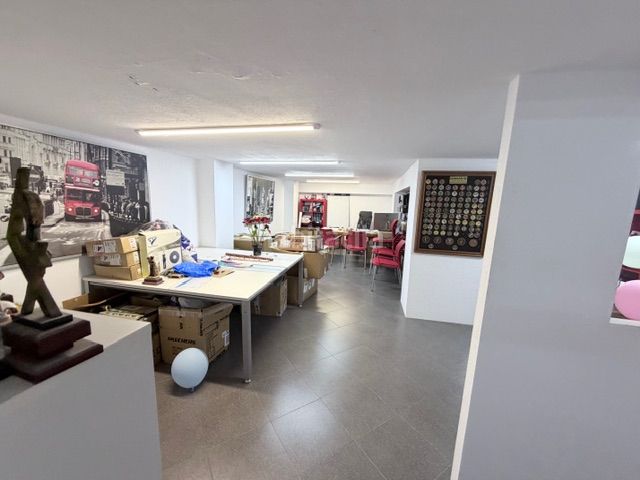 Foto a175d7f8-cf56-4903-aa04-a16a9dbd1976. Lloguer local comercial a Centro Huelva