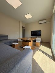 Flat  Calle ancha. Exclusiva vivienda totalmente reformada en pleno centro de punta