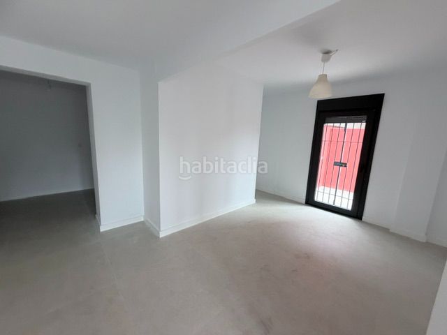 Foto 76ffe3ff-4e1d-4cdb-b56a-a834279e7823. Casa adossada amb xemeneia aparcament a Corrales Aljaraque