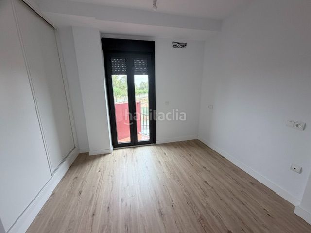 Foto 8511f21f-6754-4239-b650-ca0abb2b50cf. Casa adossada amb xemeneia aparcament a Corrales Aljaraque