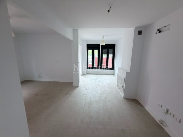 Foto fe7876c9-d0b4-4530-921e-8a4259487af0. Casa adossada amb xemeneia aparcament a Corrales Aljaraque