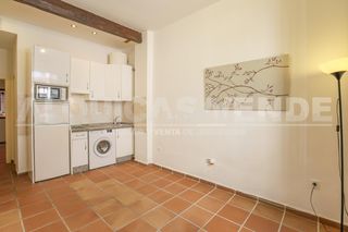Appartement in Feria. Centroc feria. excelente apartamento en muy buen estado. ideal u