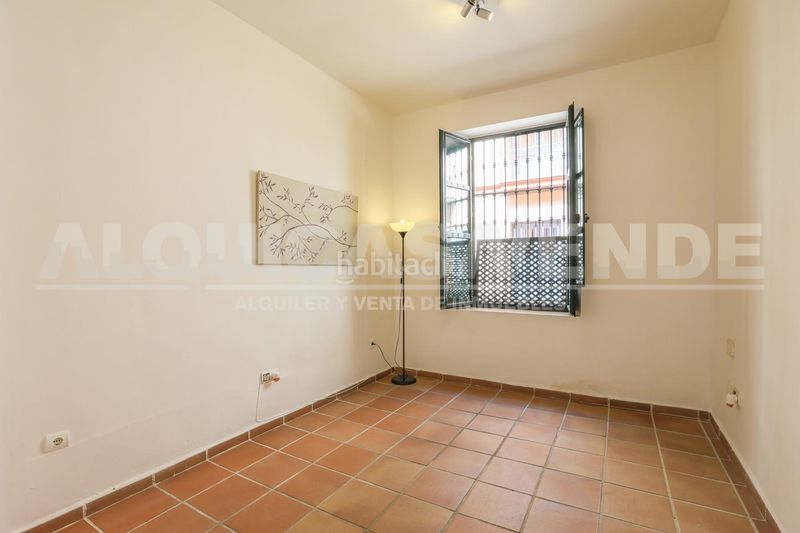 Foto 738d98d8-1b52-42f4-b3e3-8a9877c470c3. Apartament a Feria Sevilla