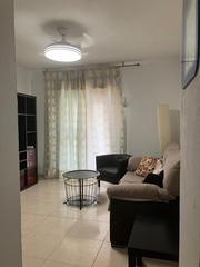 Location Appartement à La Calzada - La Florida. Junto al centrosanta justa. vivienda de 3 dormitorios para estud