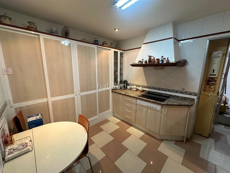 Foto a2f9327c-bdb6-440e-885a-25a37ee414a3. Etagenwohnung mit parking in San Carlos - San José Sevilla