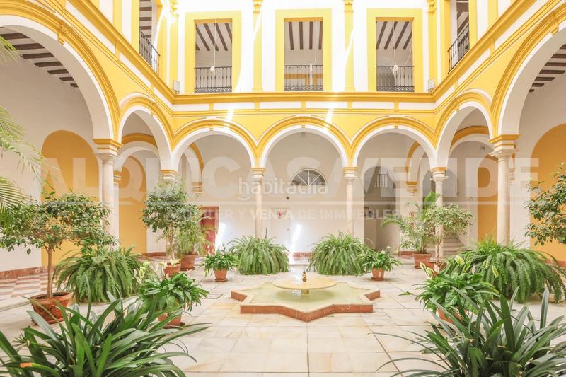 Foto 413d4999-691b-497b-9e78-e26501fb2a6f. Etagenwohnung mit heizung pool in Alfalfa - Santa Cruz Sevilla