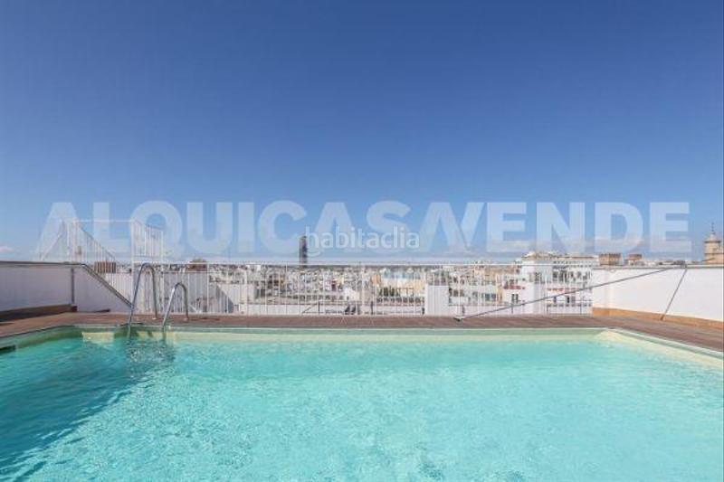 Foto 441b92fd-0542-4bf6-9929-c31056366e37. Etagenwohnung mit heizung pool in Alfalfa - Santa Cruz Sevilla