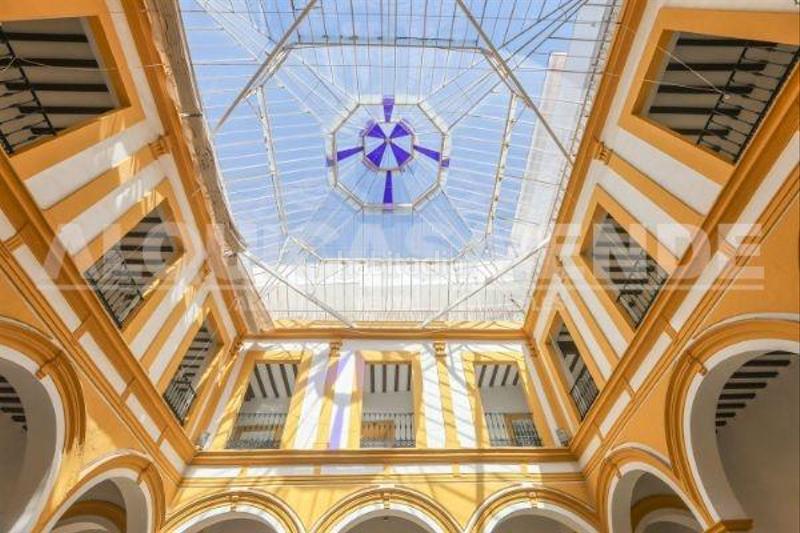 Foto 45419802-543f-40d5-8752-7187f56353ec. Etagenwohnung mit heizung pool in Alfalfa - Santa Cruz Sevilla